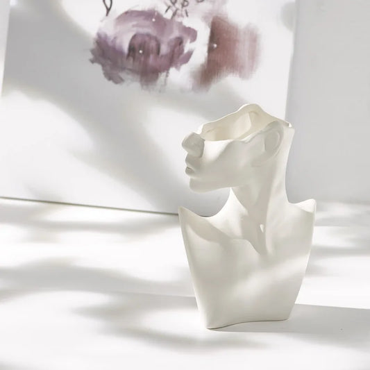 Vaso Abstrato de Corpo Humano para Flores em Cerâmica