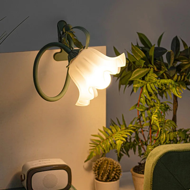 Luminária De Mesa Para Quarto Braço Ajustável LED