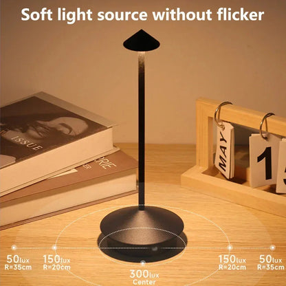 Lâmpada Noturna LED Regulável para Quarto USB