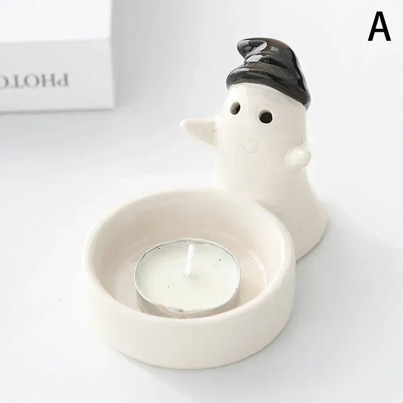 Castiçal Fantasma Decorativo para Halloween com Iluminação Suave e Acabamento Metálico