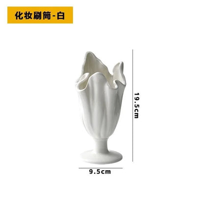 Vaso Cerâmico Decorativo Para Mesa Com Pincéis